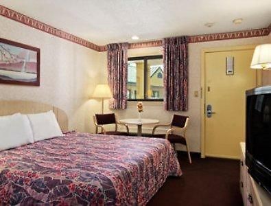 Travelodge West Springfield Oda fotoğraf
