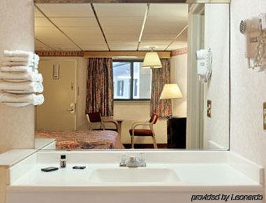 Travelodge West Springfield Oda fotoğraf